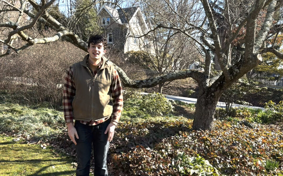 Gardener’s Almanac: Early Spring Garden Cutbacks